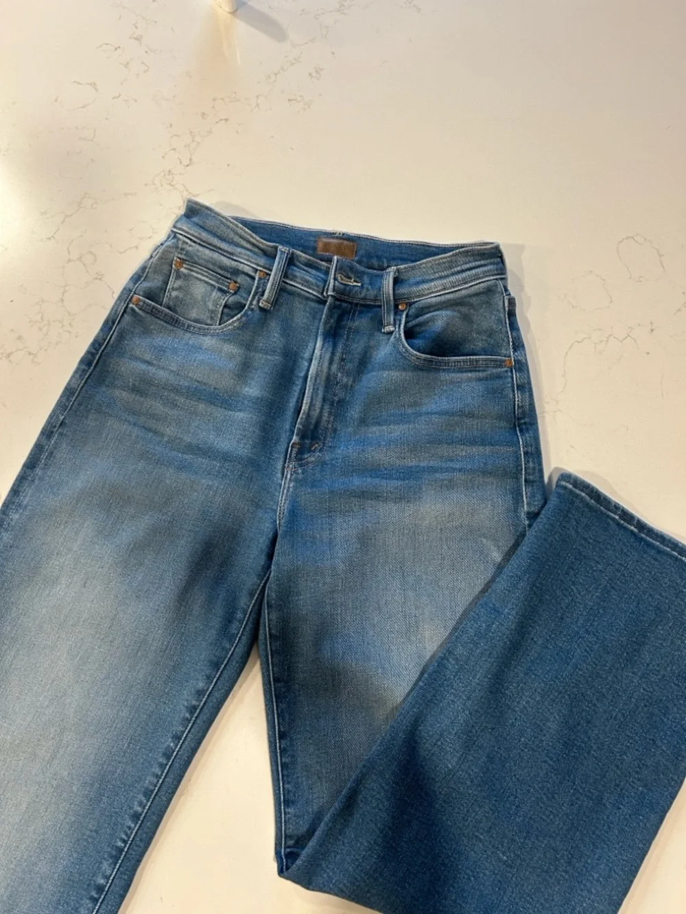 MOTHER The Rambler Zip Flood Jeans - Medium Blue - Picture 4 of 6